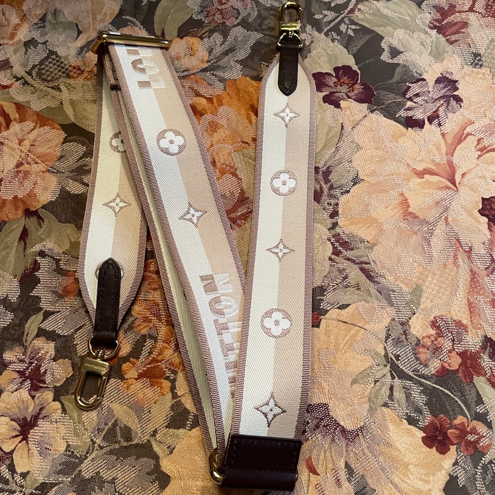 New Louis Vuitton Adjustable Guitar Strap!